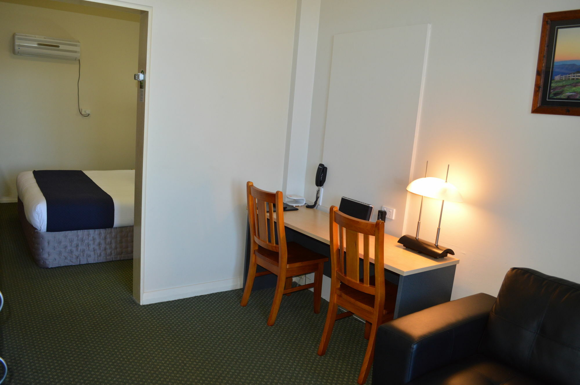 Taree Motor Inn Экстерьер фото